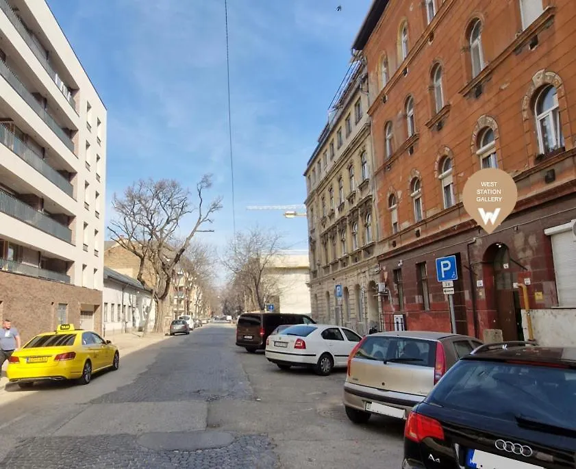 West Station Gallery - Free Parking, Cozy Home, Perfect For Families Budapest 0*,